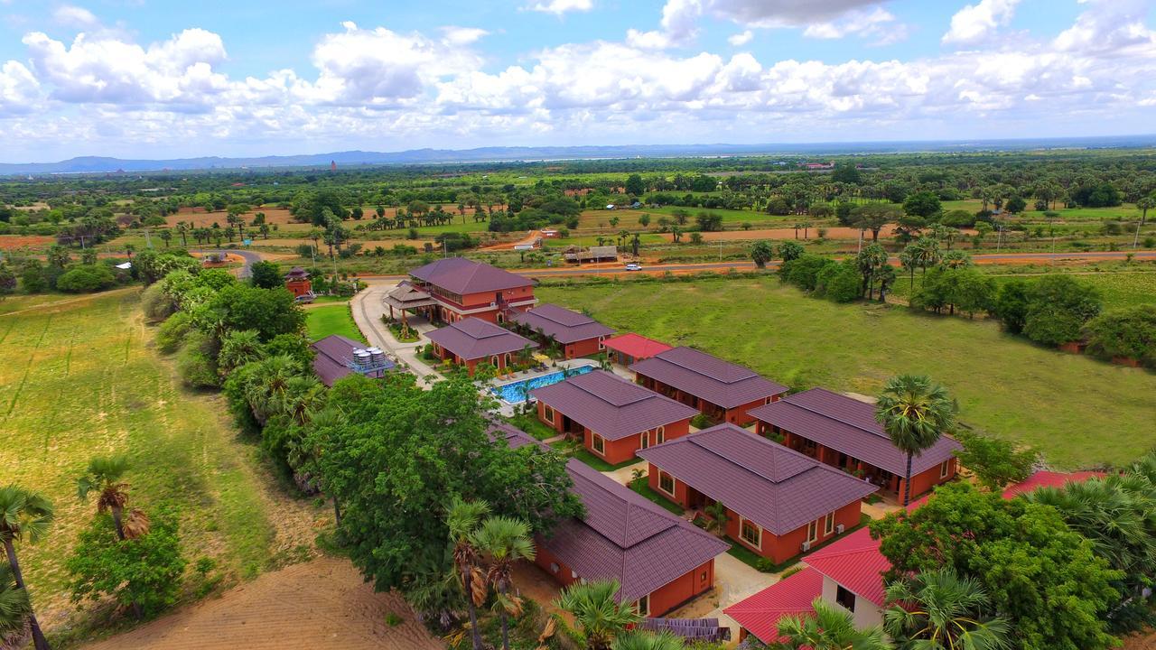 Emerald Hotel