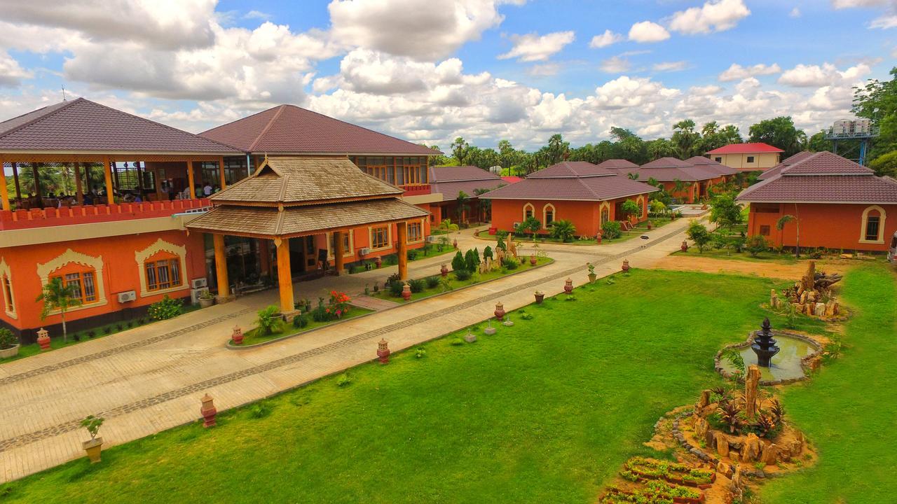 Hotel Emerald